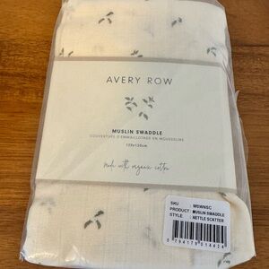 Avery Row Muslin Baby Swaddle. NWT.